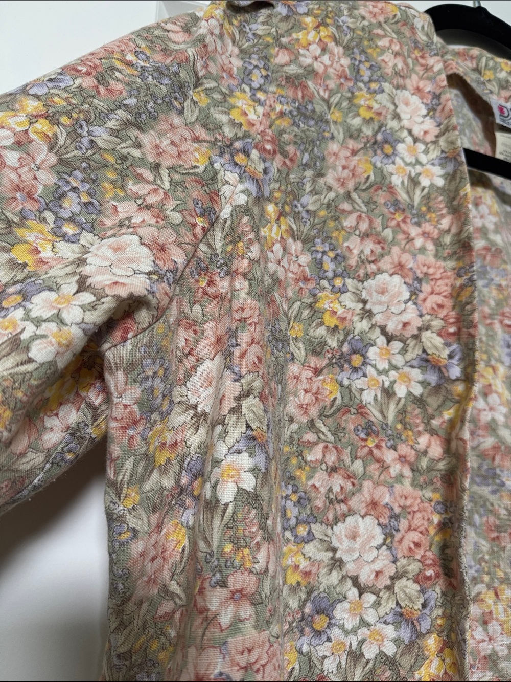 Floral-Print Beige Blazer - Women's Tailored Jacket - Picture 4 of 9